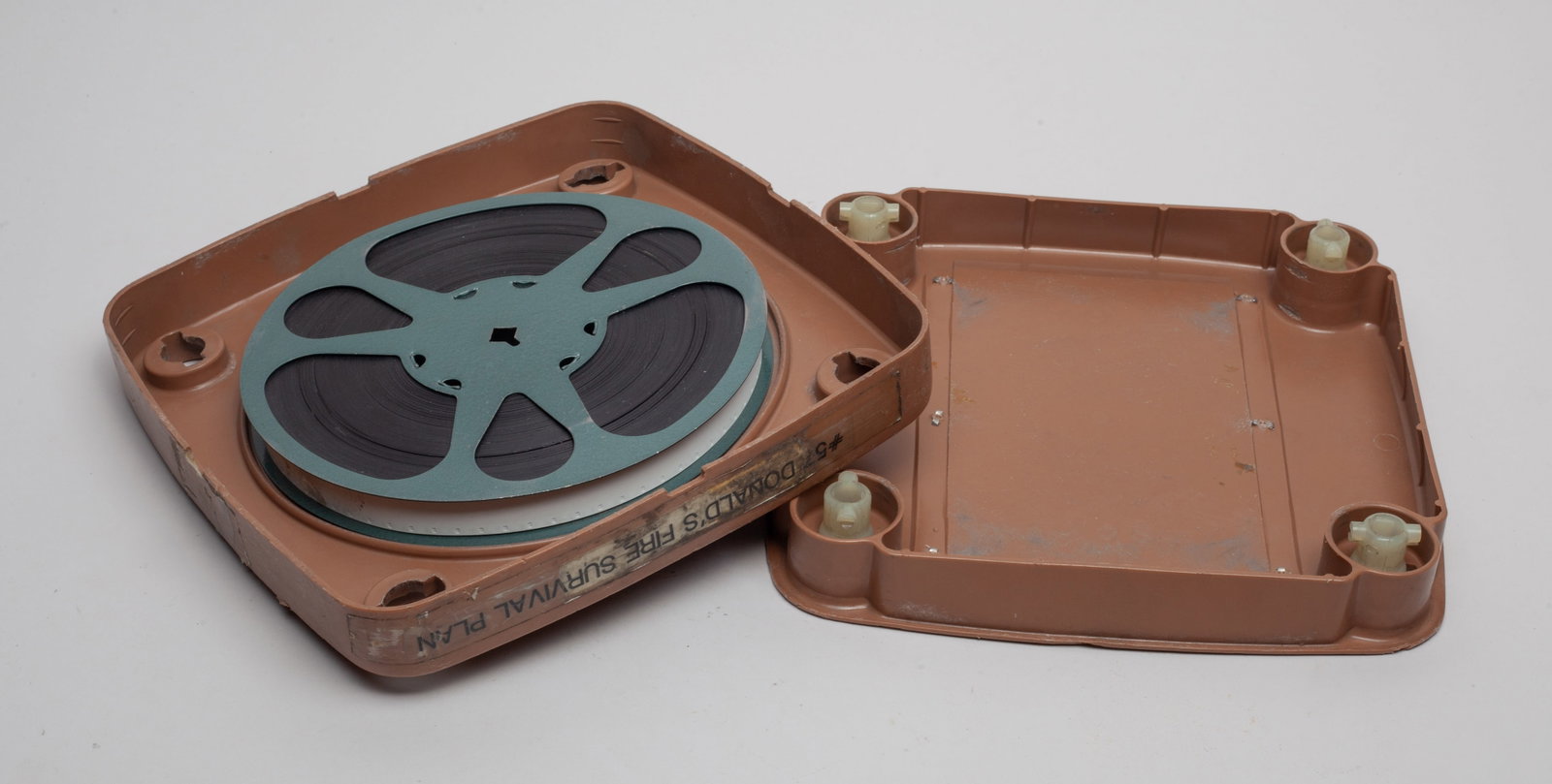 "Donald's Fire Survival Plan" Film: A Walt Disney film titled "Donald's Fire Survival Plan", with a box. Approx. 9.0-9.0-1.2 inches (Box).