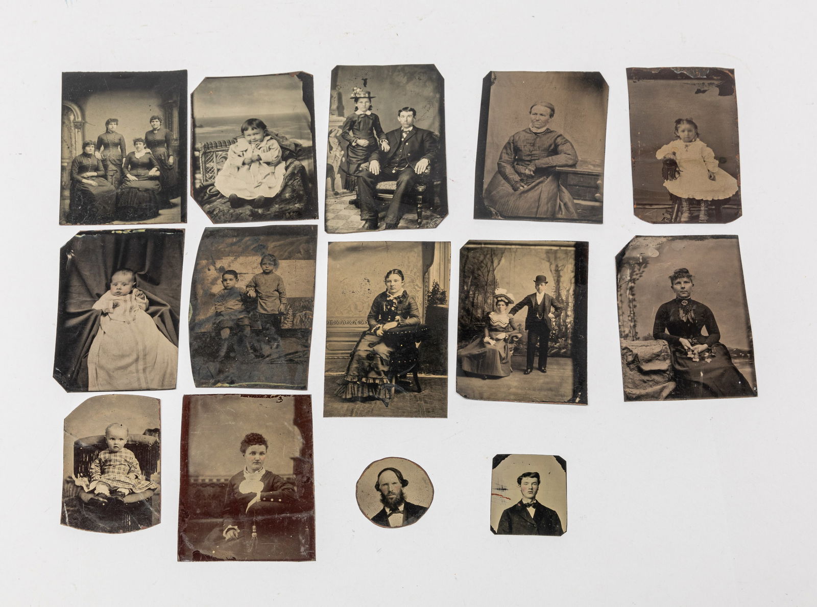 Set Antique Tin Types (1 of 14)
