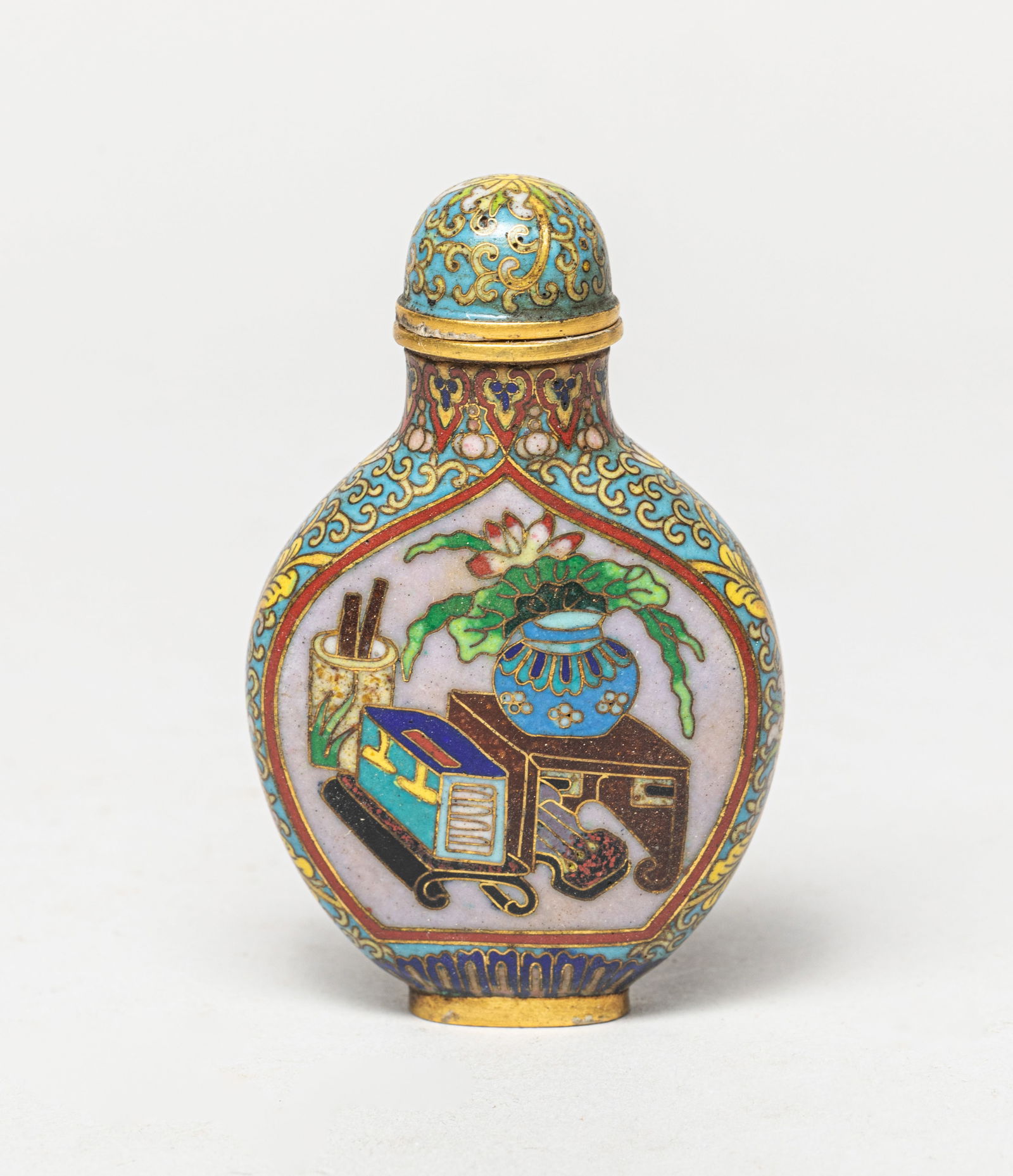 Chinese Cloisonne Snuff Bottle (1 of 10)
