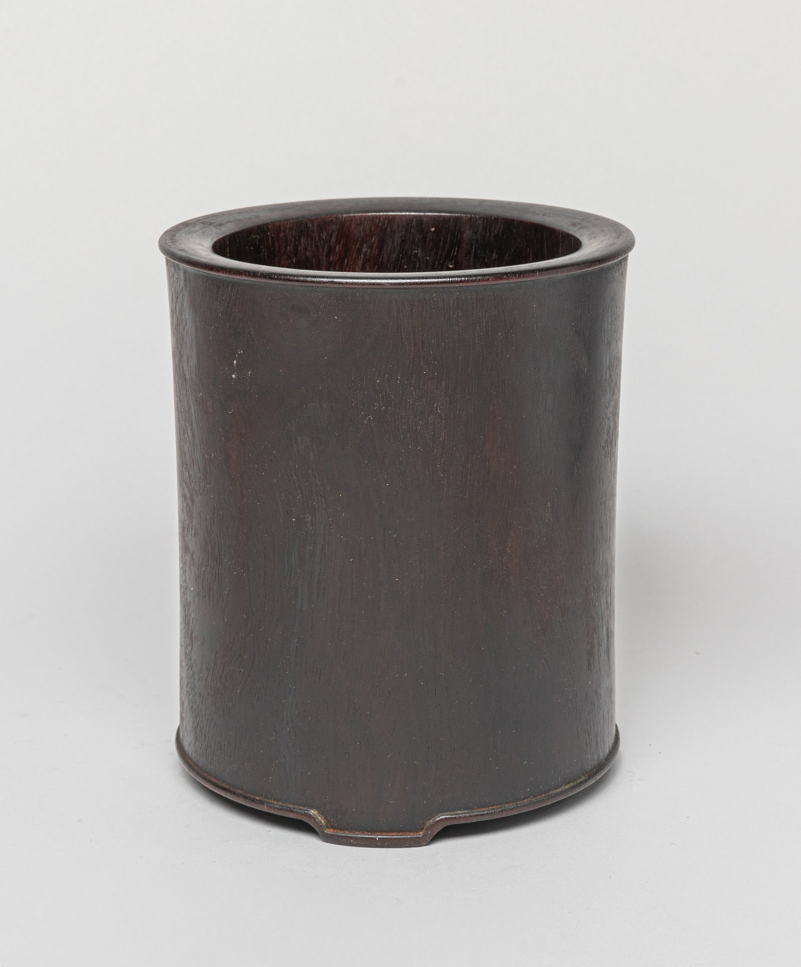 Chinese Wood Brush Pot: One Chinese wood brush pot. Approx. 5.0-5.7 inches.