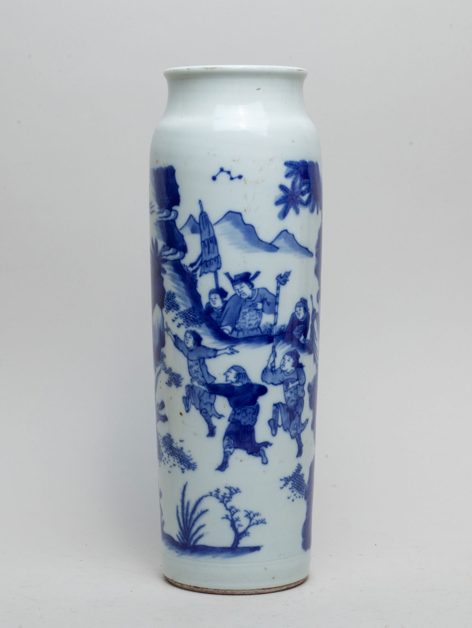 Chinese Export Porcelain Vase (1 of 12)