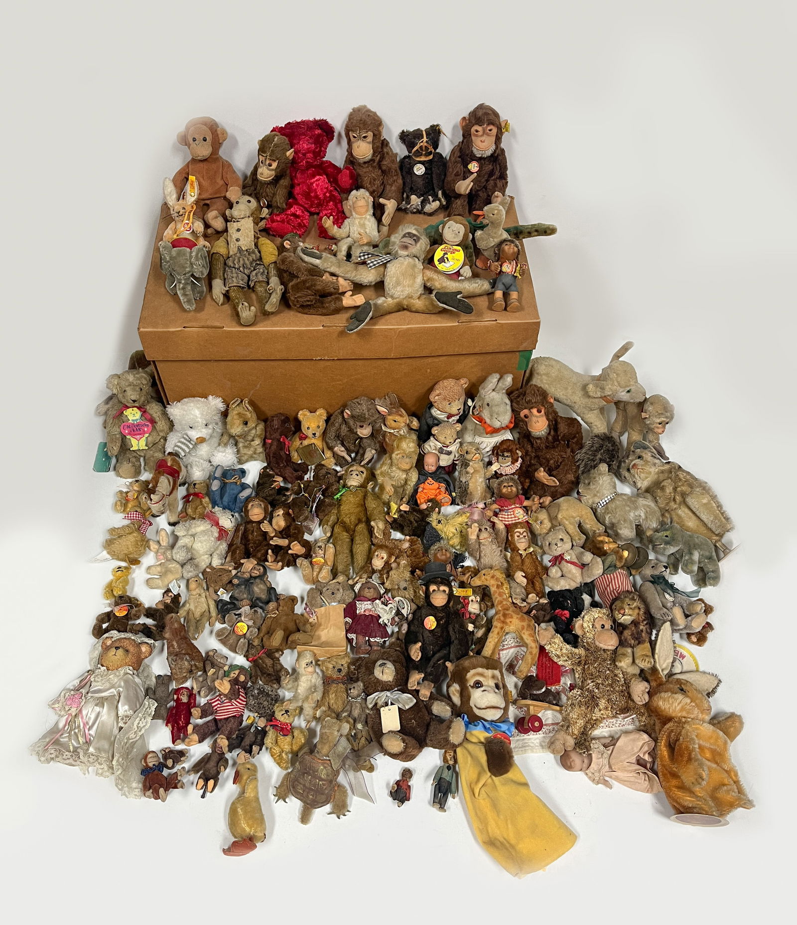 Large Set Vintage Toys (1 of 11)