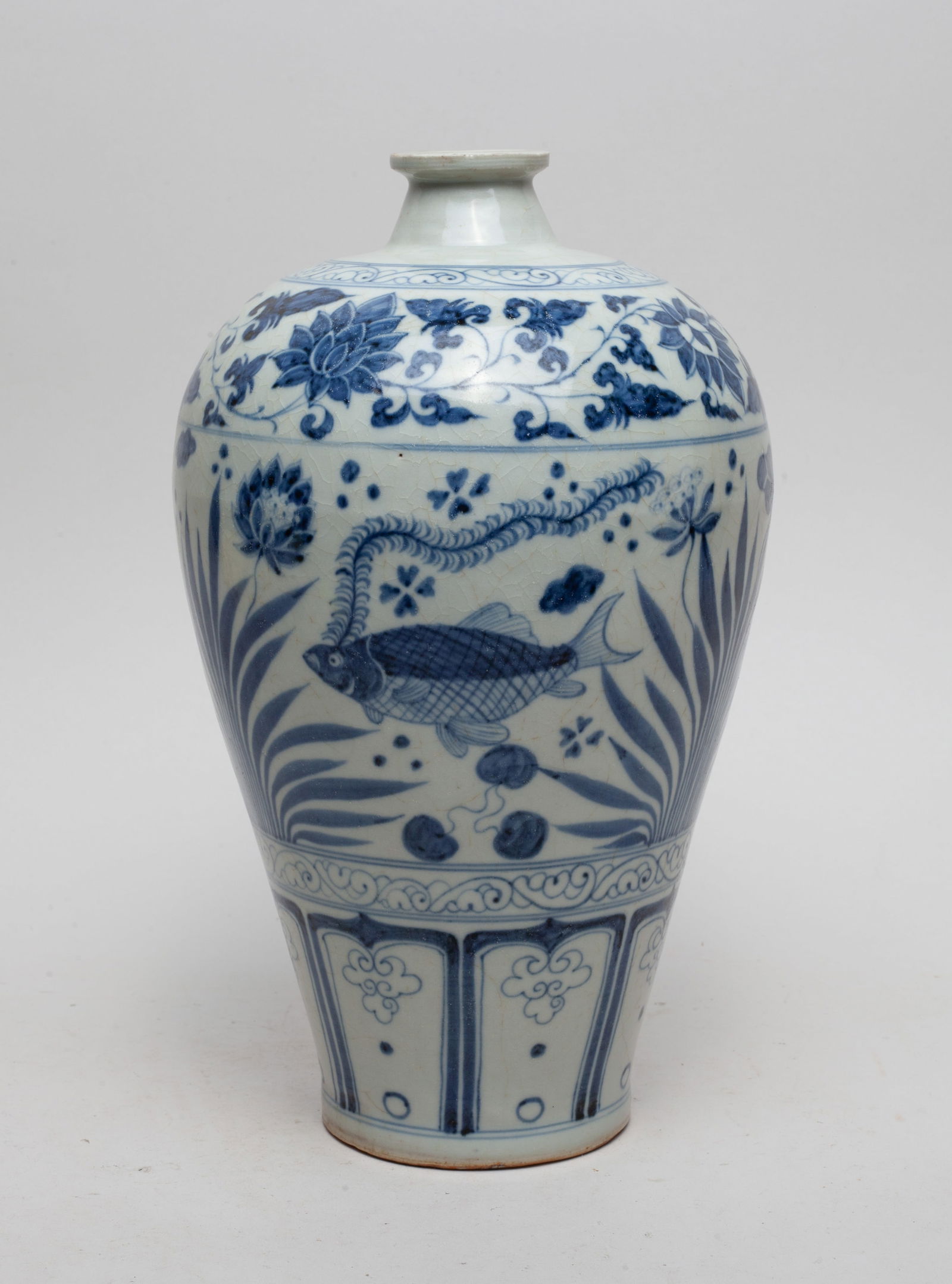 Chinese Shipwreck Porcelain Vase (1 of 12)