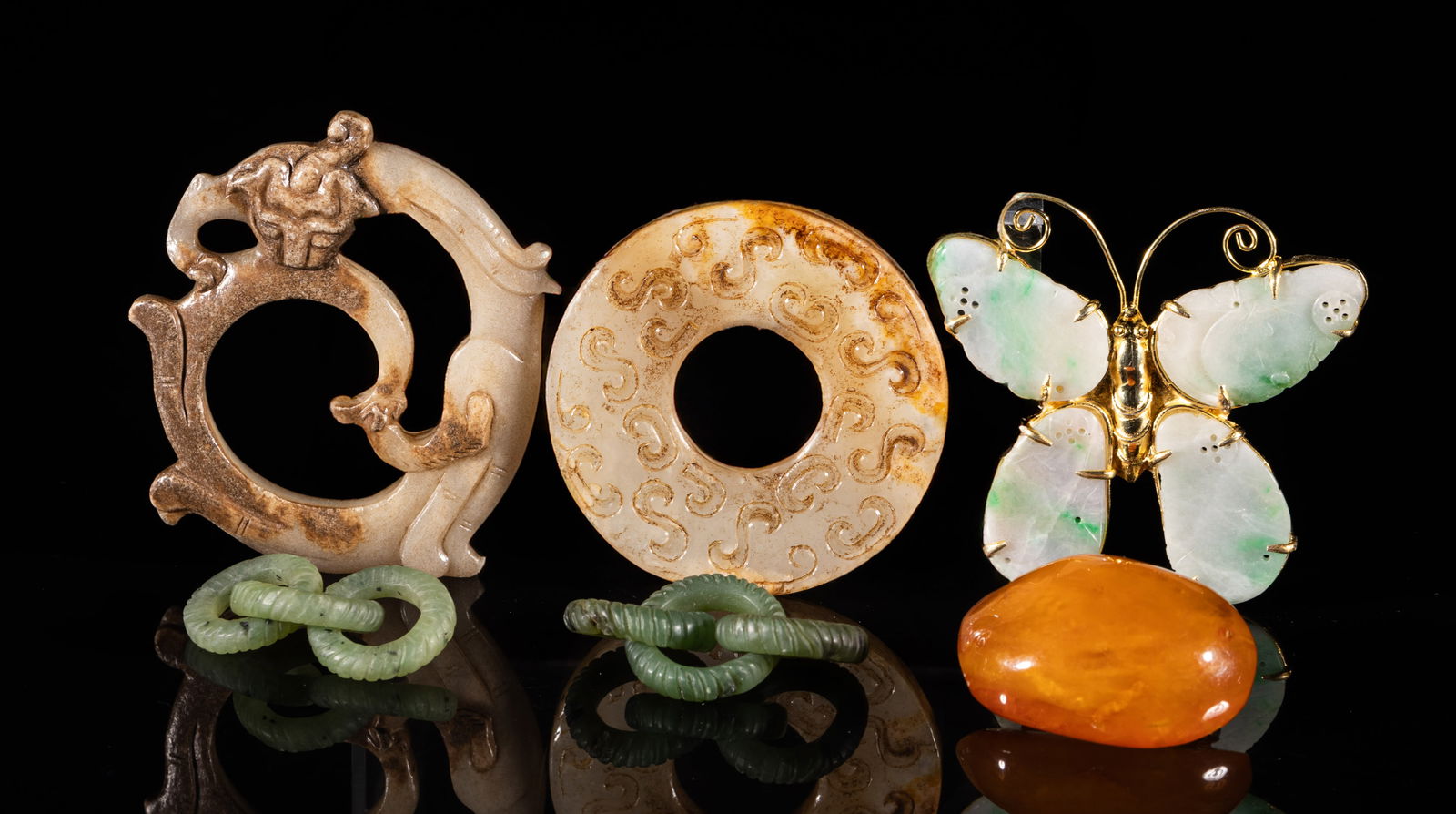 Chinese Jade & Amber Pendants (1 of 15)