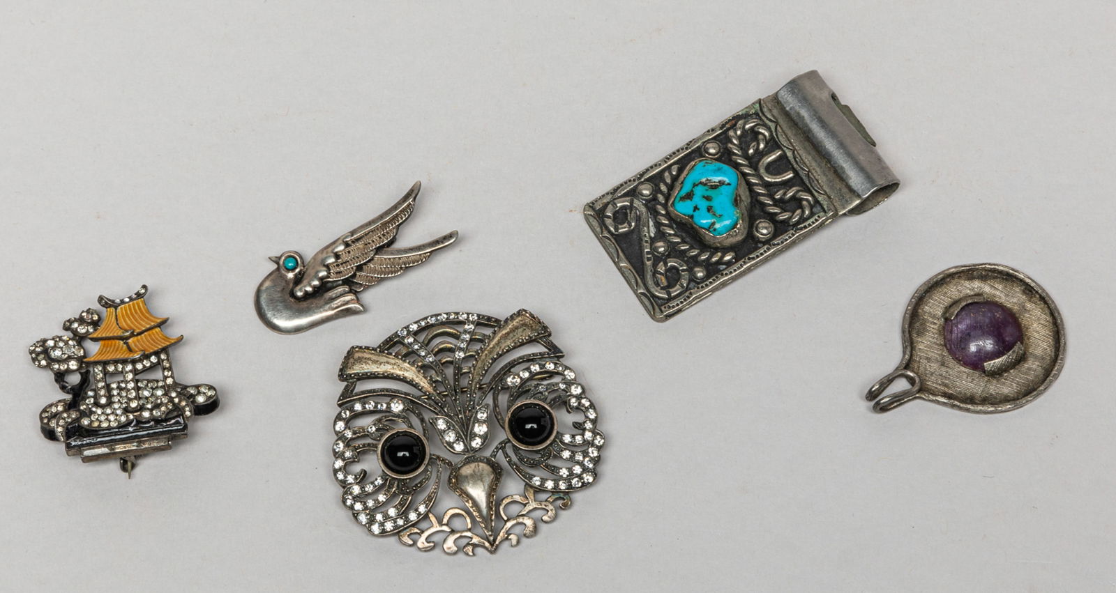 Set Lg Silver Pendants & Pins (1 of 12)