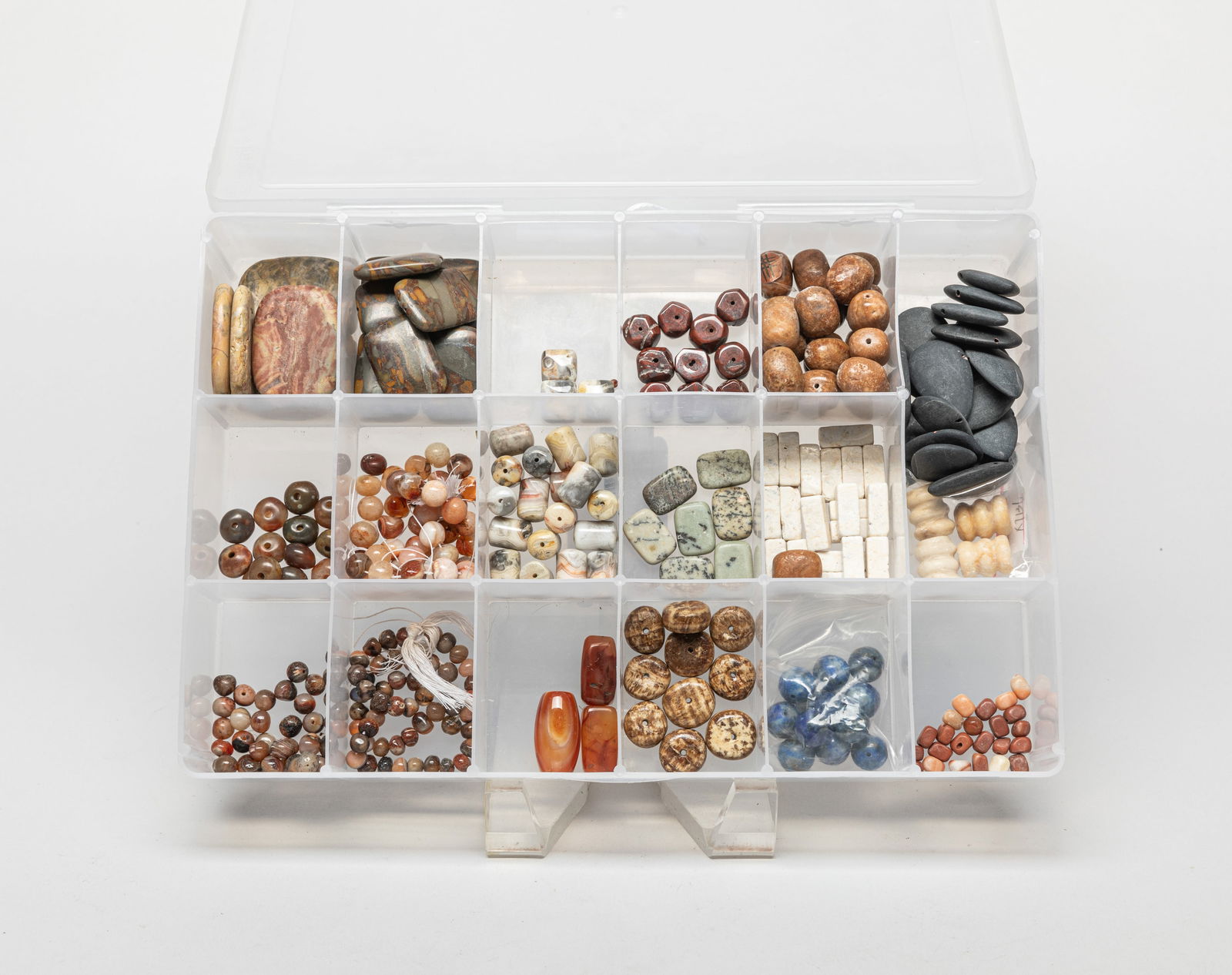 Antique/ Vintage World Jasper, Cameo & Stone Beads (1 of 13)