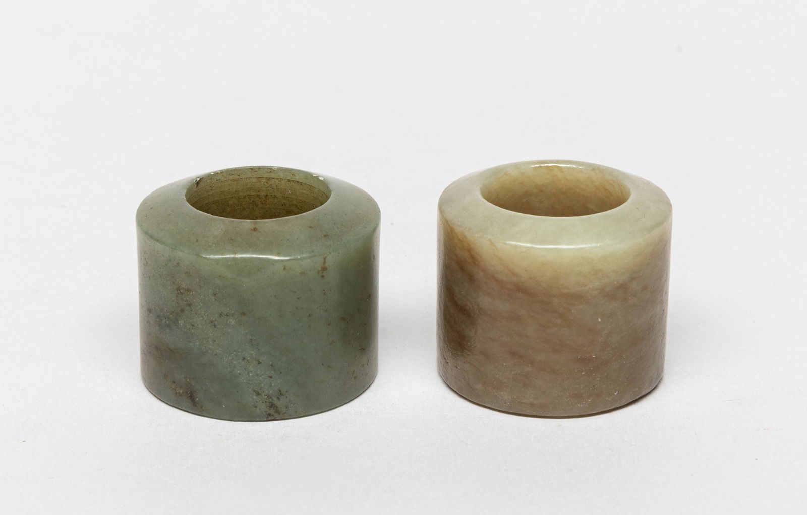 Two Chinese Jade Thumb Rings (1 of 12)