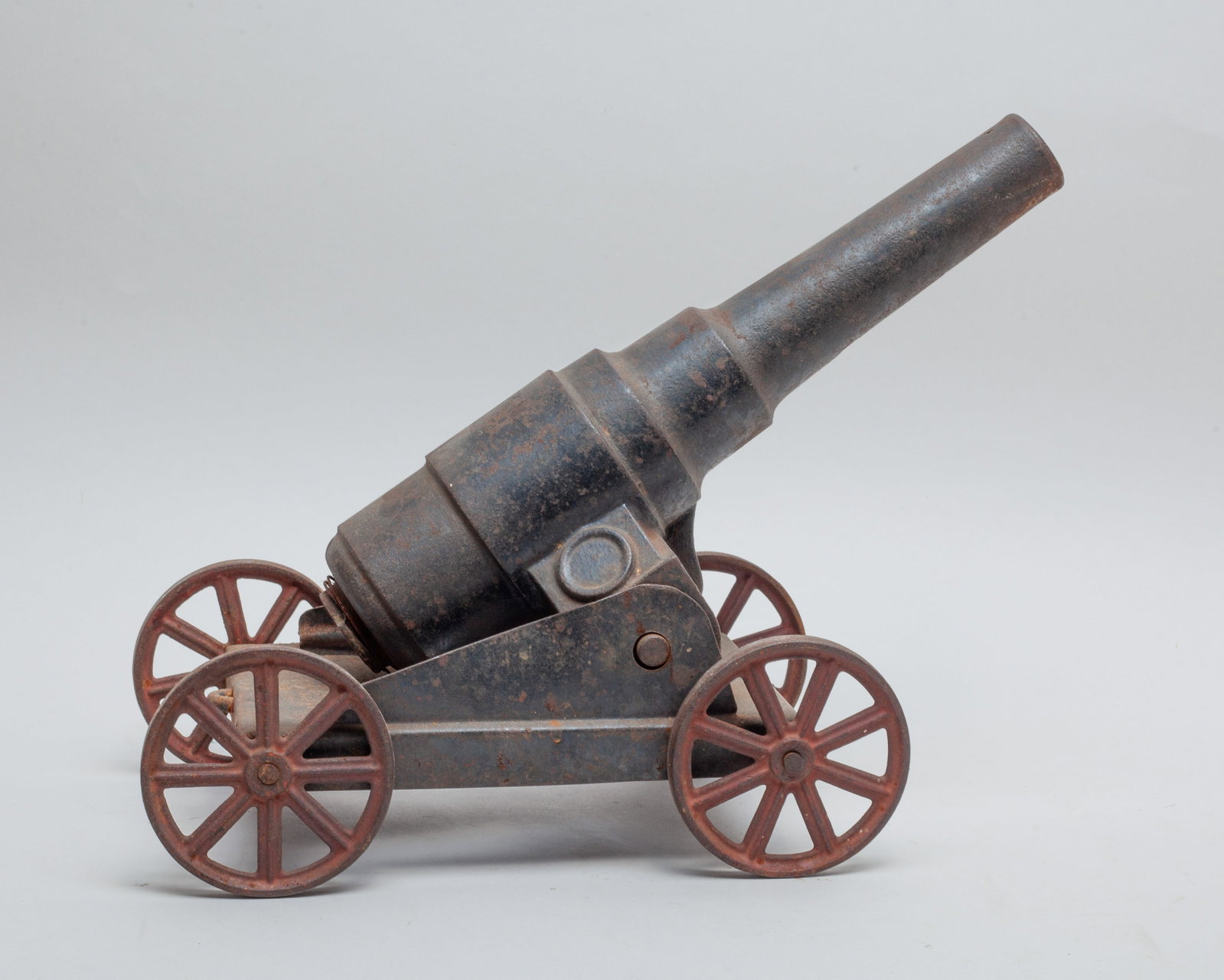 Collectible Metal Table Large Sculpture: Room decor metal cannon form table sculpture. Approx. 11*8.7*5.1 inch.