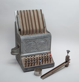 Brandt Automatic Change Cashier Machine