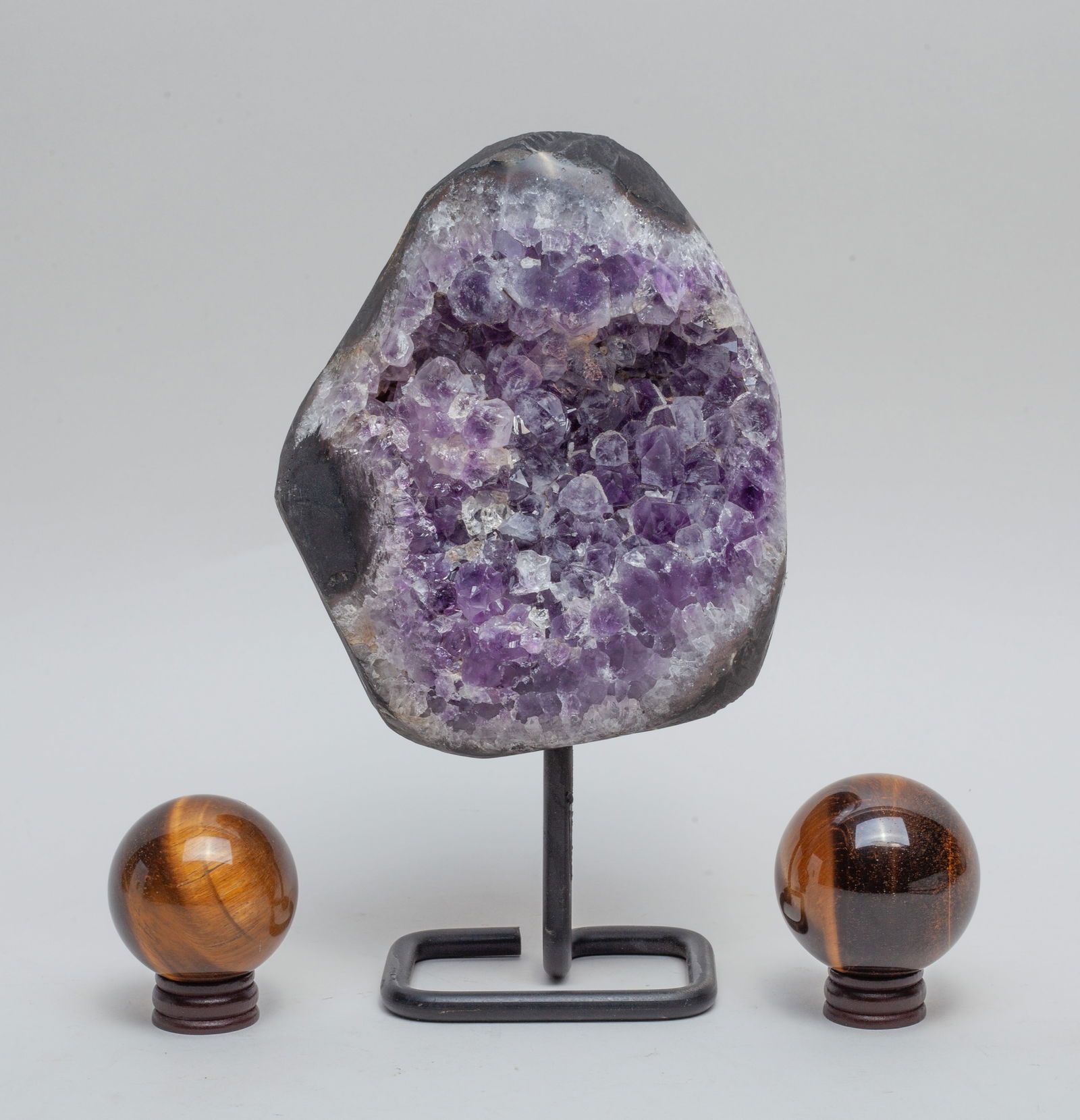 House Decors of Amethyst & Tiger-eye Balls (1 of 13)