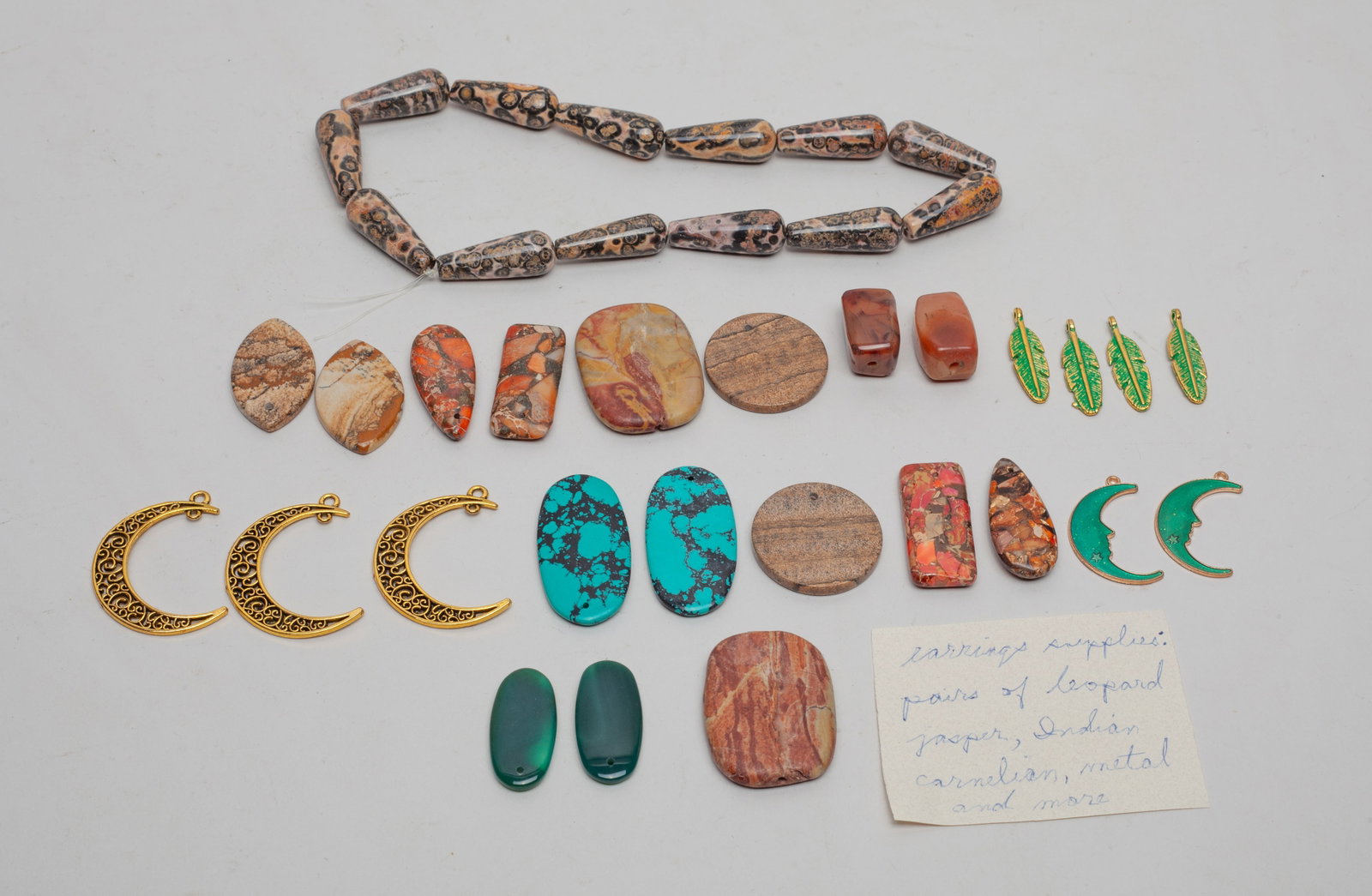 Collectible Vintage Agate, Jasper & Metal Jewelry: Including agate, jasper and gemstone carved beads and pendants, and metal pendants of moon and leaf form. Size varies.