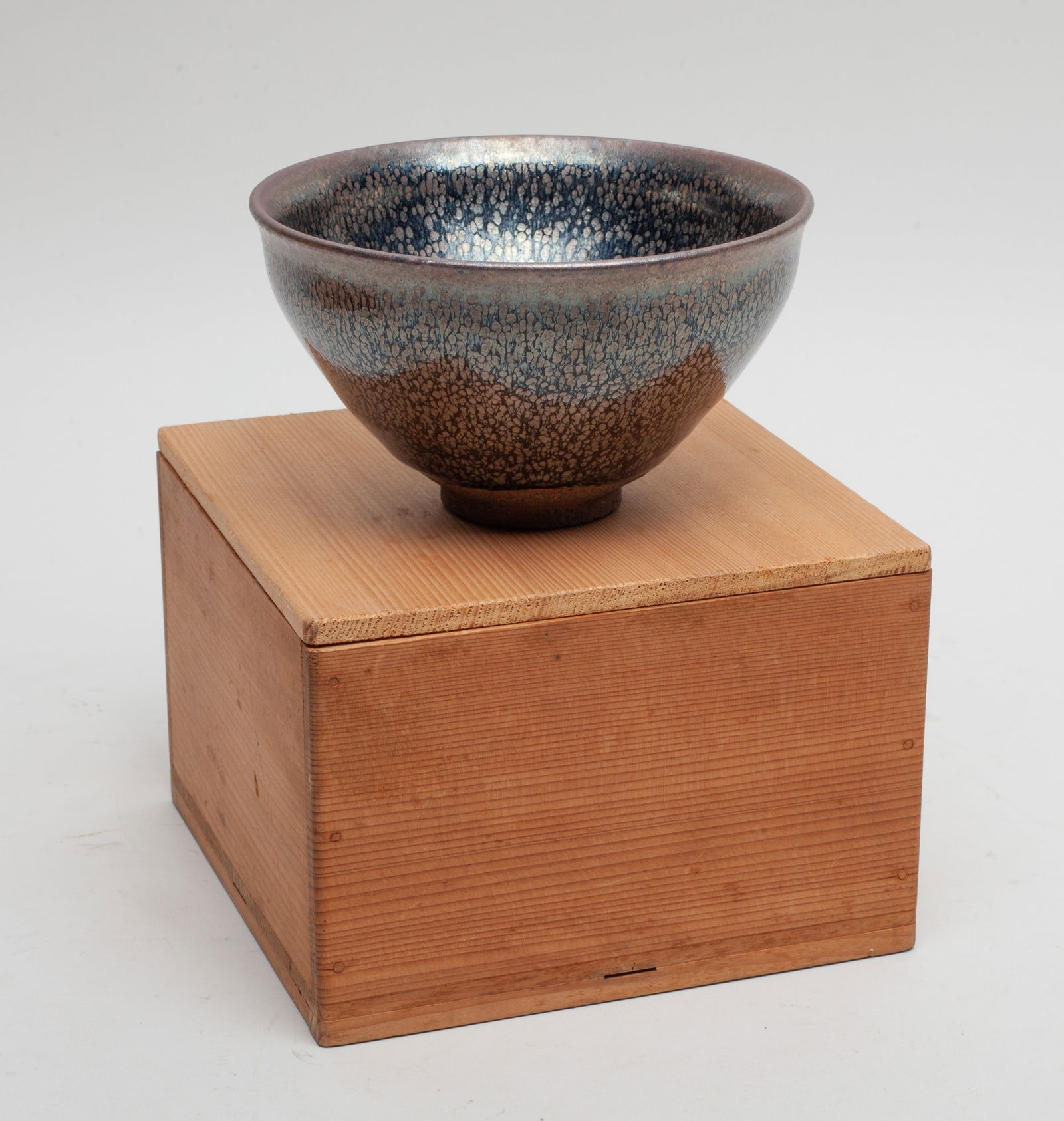 Chinese Jian Ware Porcelain Tea Bowl (1 of 9)