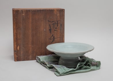 Chinese Kuan Type Porcelain Stand
