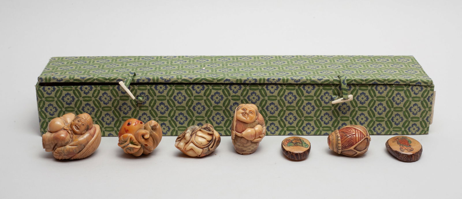 Japanese Carved Netsuke (1 of 10)