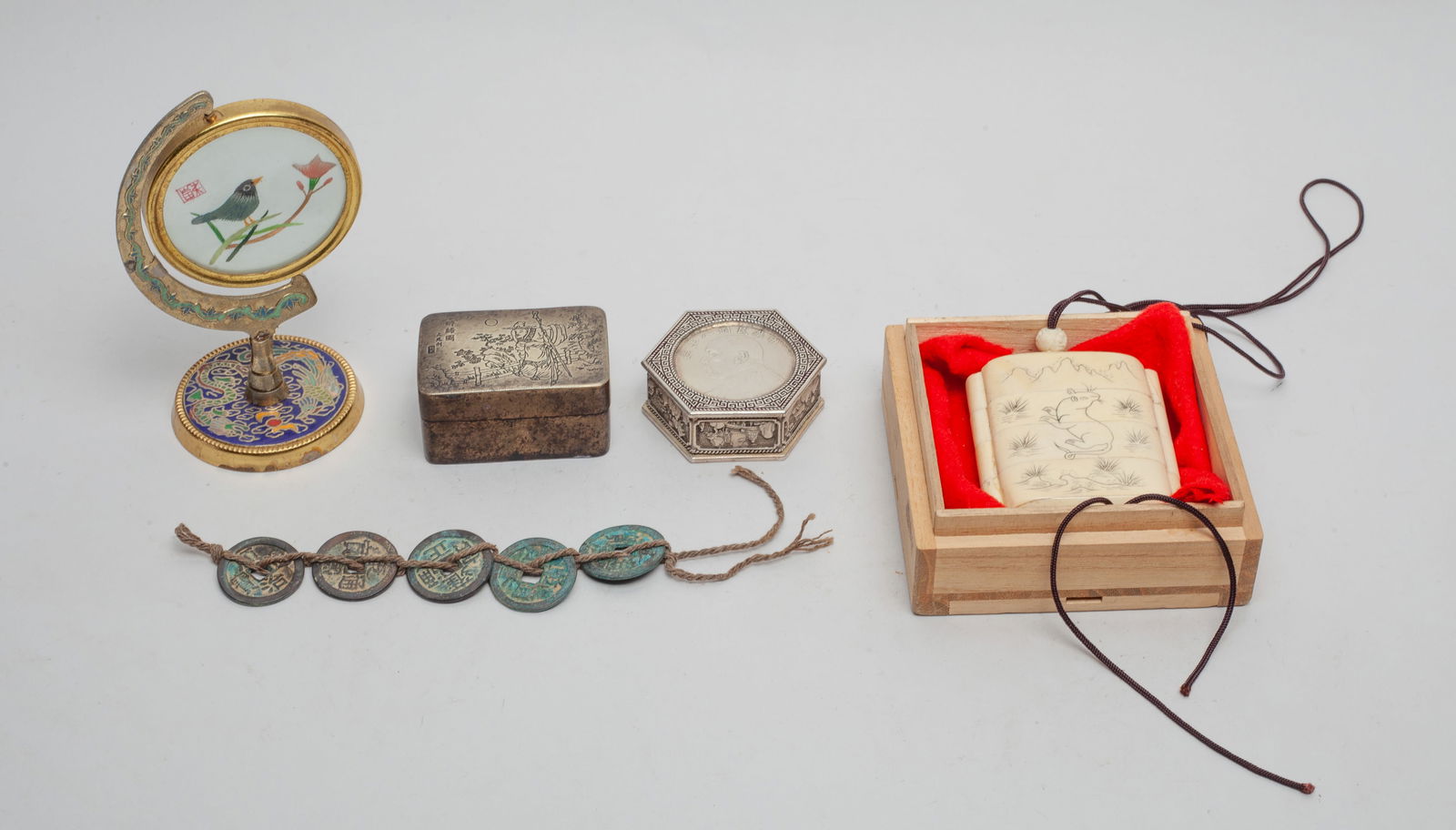 Chinese Fengshui Coins, Boxes & Table Ware (1 of 10)