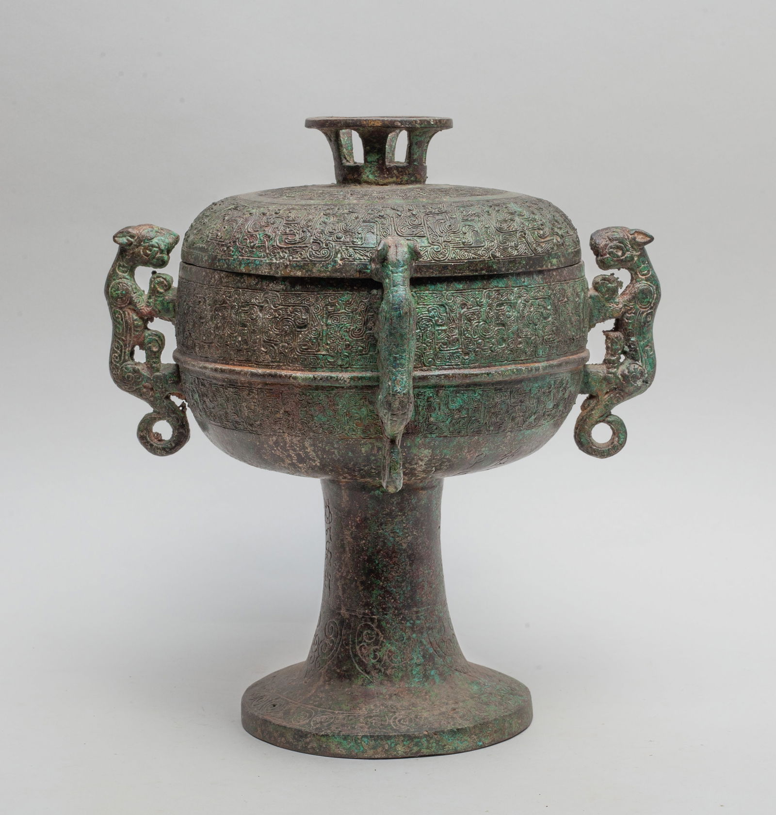 Collectible Chinese Bronze Covered Pot (1 of 12)