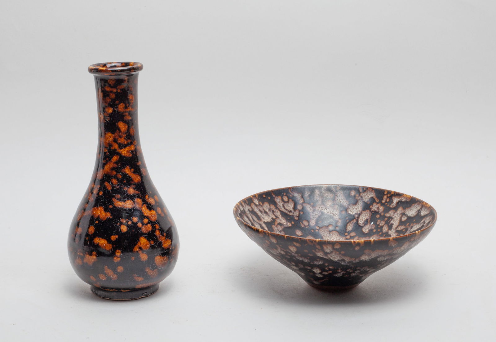 Two Chinese Jizhou Porcelain Vase & Bowl (1 of 10)