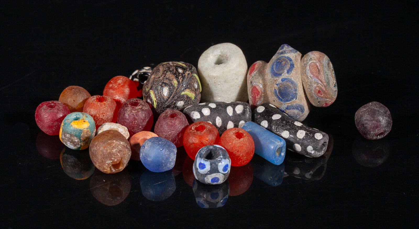 Antique Chinese Glass Beads (1 of 8)