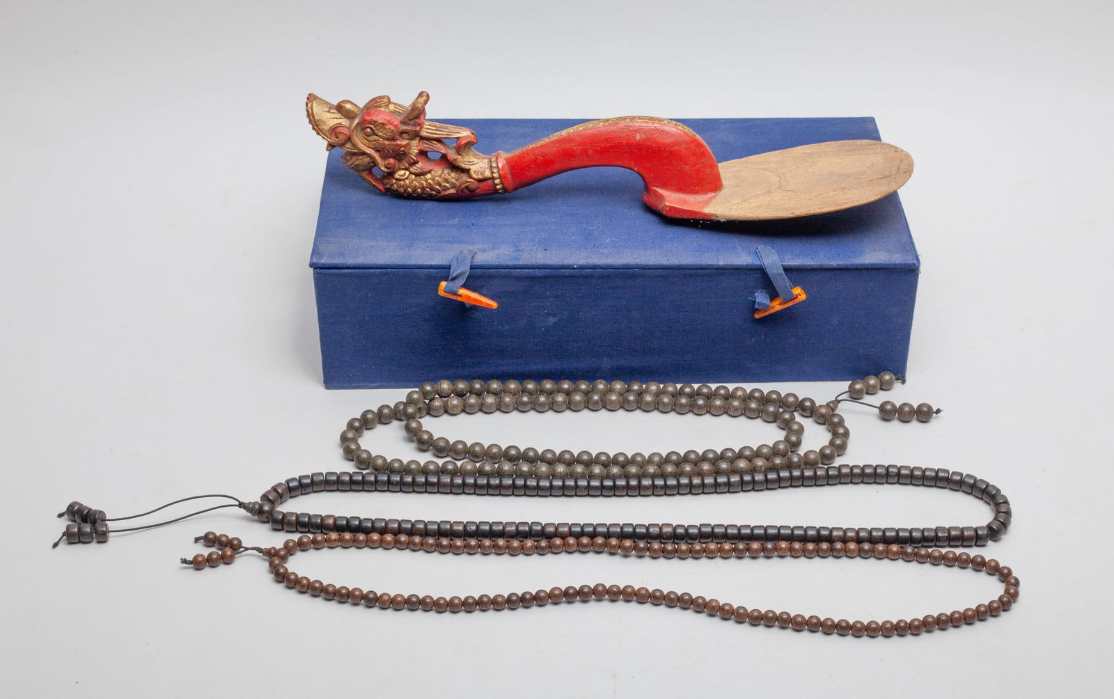 Chinese Agarwood Necklaces & Gilt Wood Piece (1 of 9)