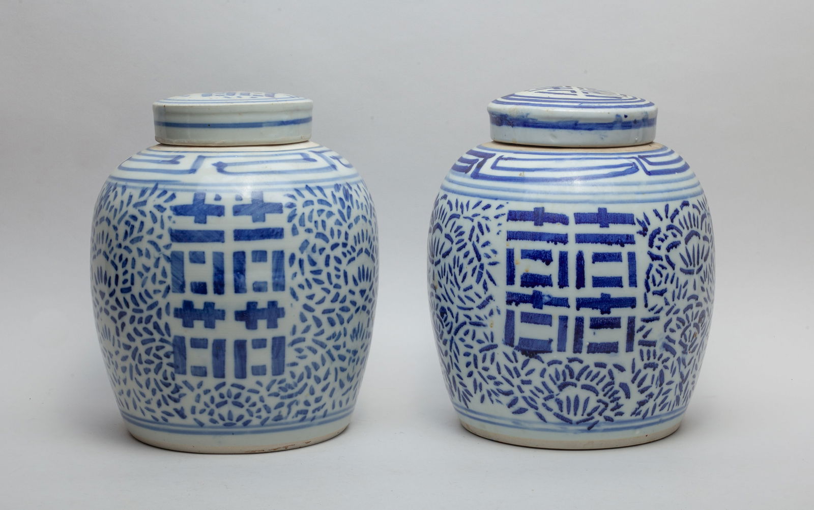 Two Chinese Porcelain Large Jars (1 of 12)