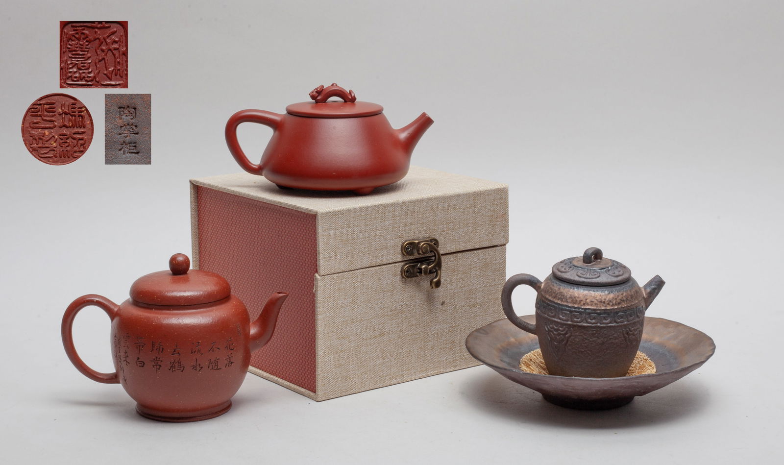 Set Chinese Yixing Zisha Tea Pots (1 of 13)