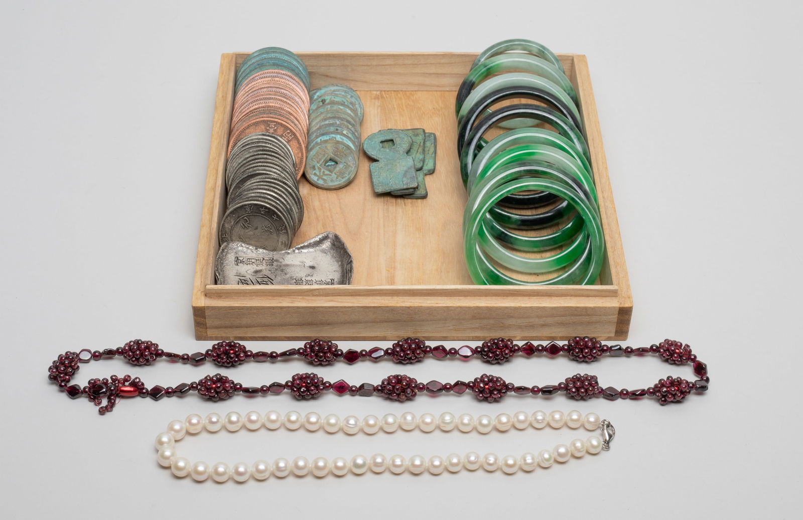 Estate Chinese Bangles & Fengshui Coins (1 of 15)
