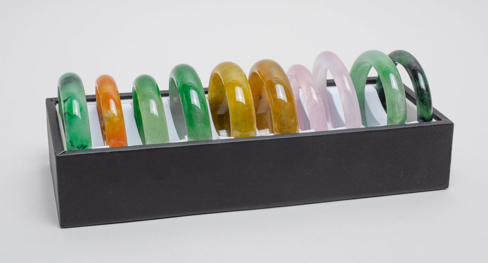 Estate Chinese Export Bangles (1 of 12)