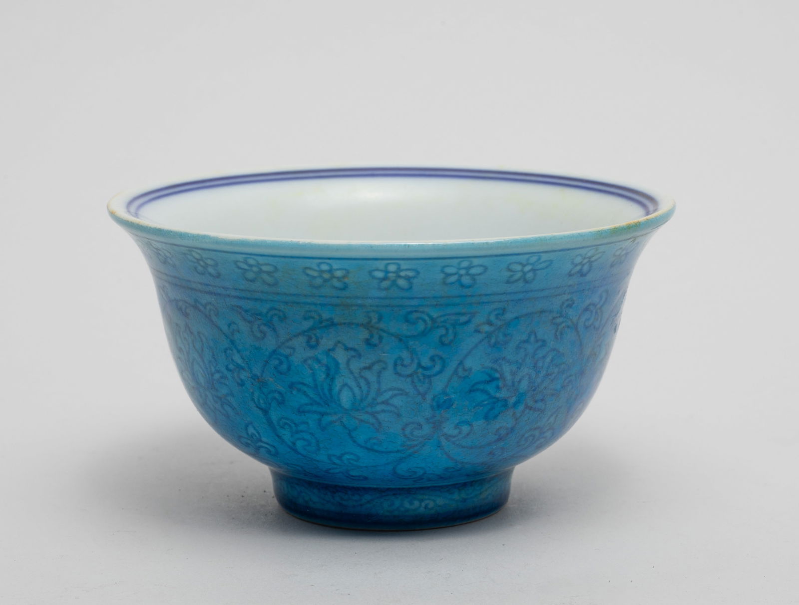 Chinese Export Porcelain Tea Cup (1 of 9)