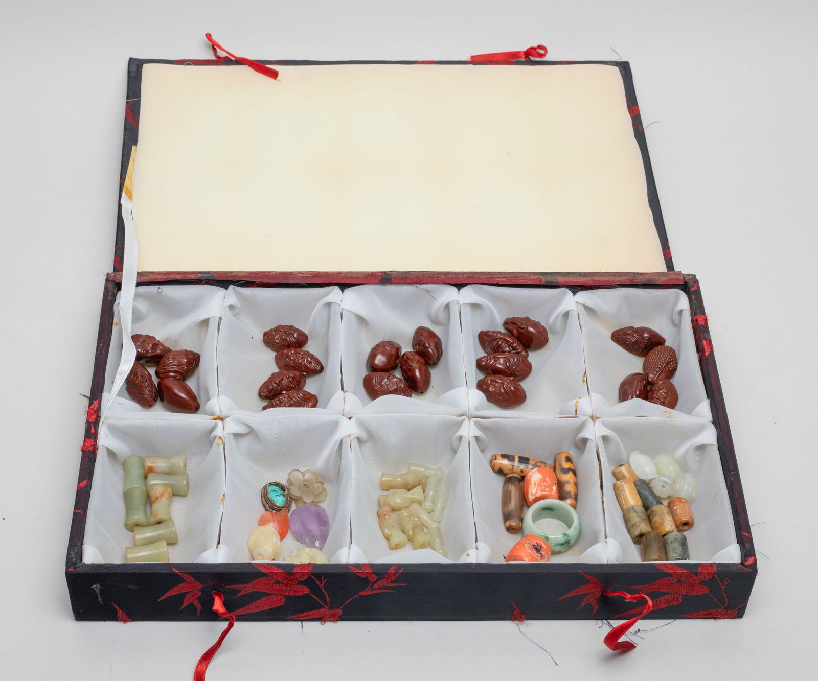 Chinese Nuts, Jade & Stone Beads Collections (1 of 12)