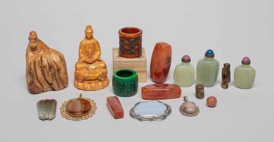 Jade Snuff Bottles, Thumb Rings & Decors