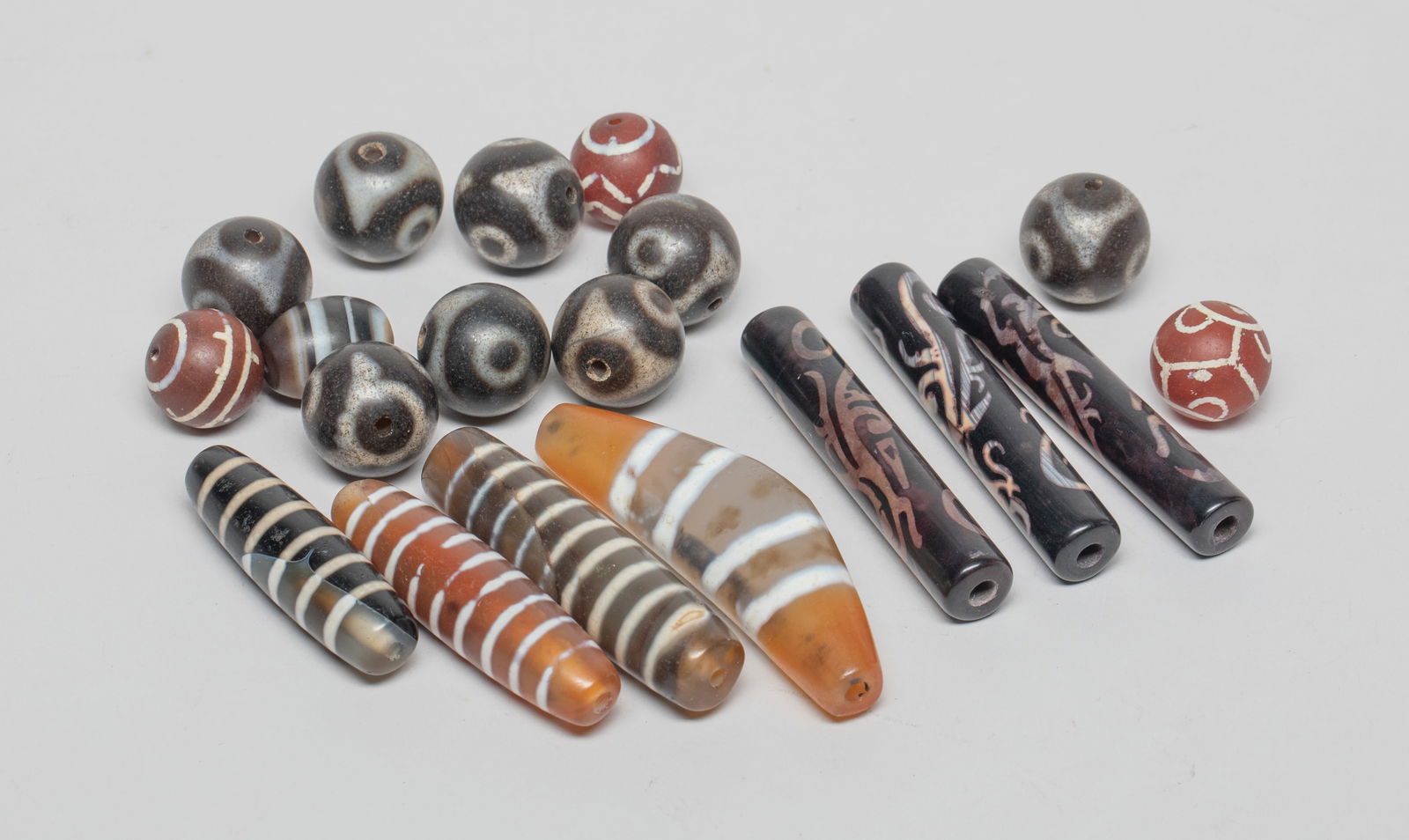 Estate Large Set Chinese/ Tibetan Beads (1 of 11)