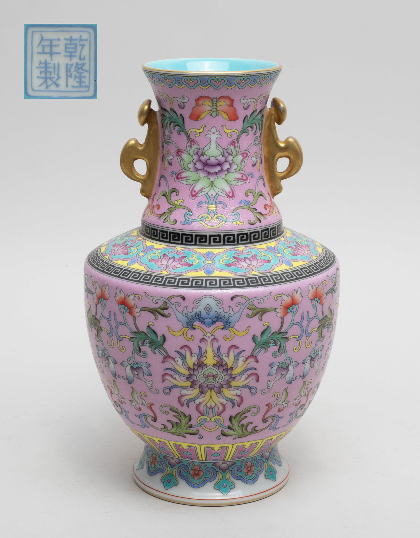 Chinese Export Enameled Porcelain Vase (1 of 11)