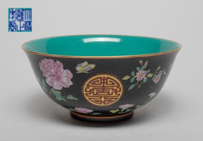 Chinese Export Famille Rose Porcelain Bowl