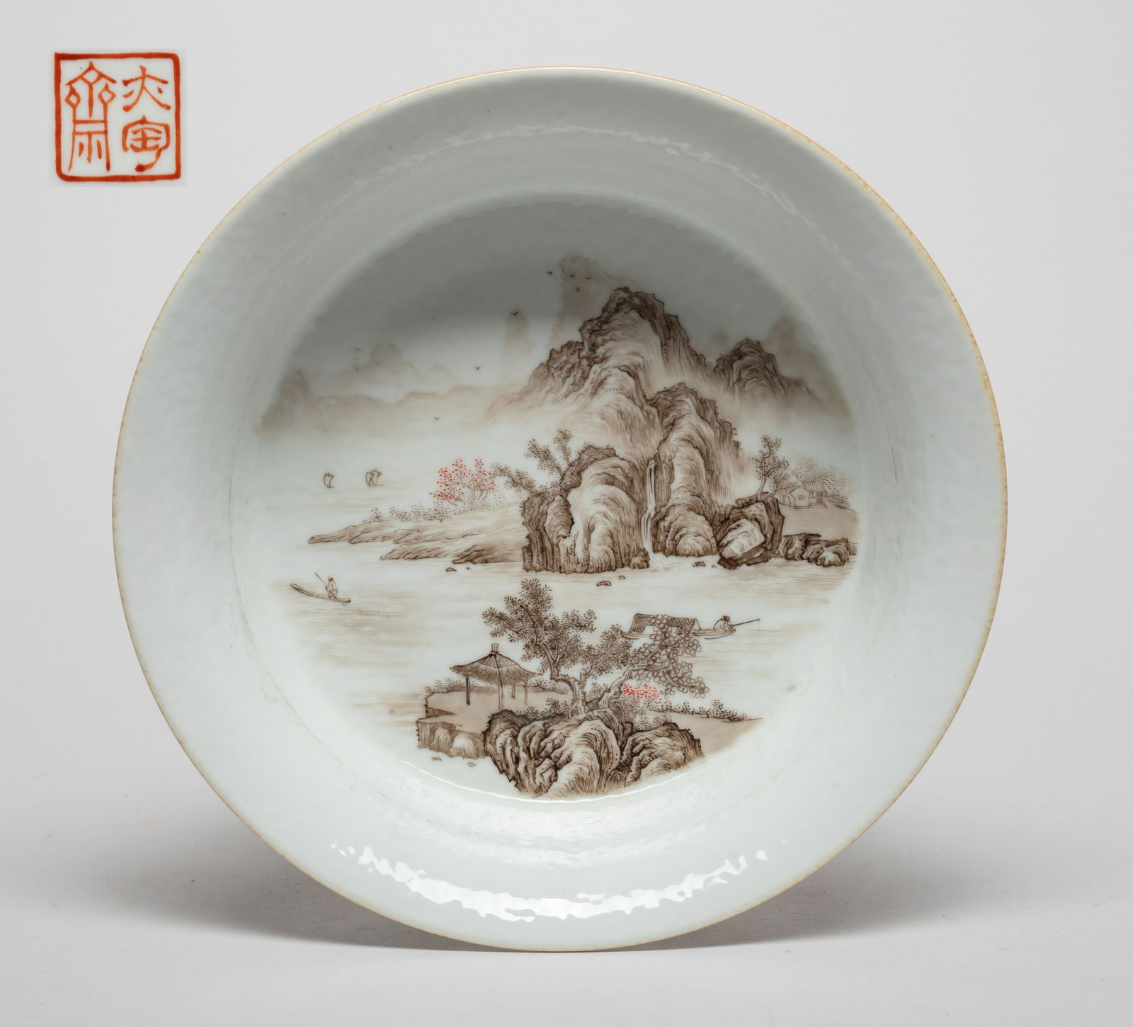 Chinese Famille Rose Porcelain Deep Plate (1 of 11)