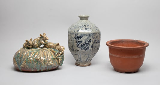 Estate Large Set Chinese Porcelain & Clay