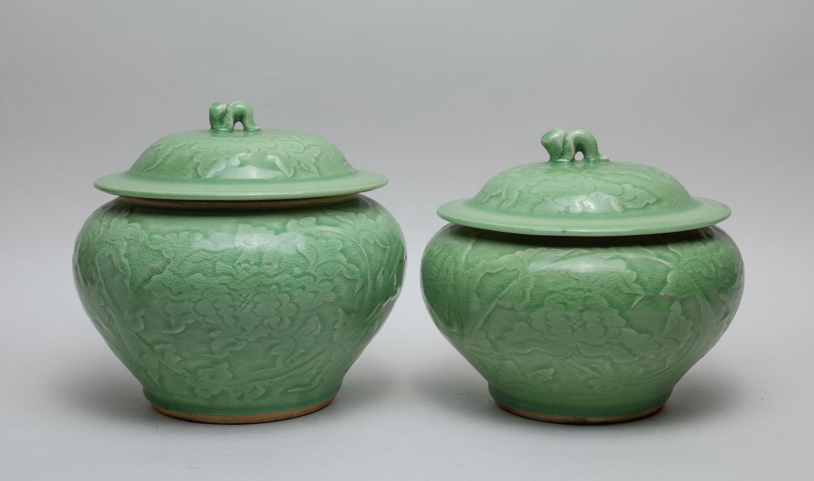 Two Large Chinese Porcelain Covered Jars (1 of 13)