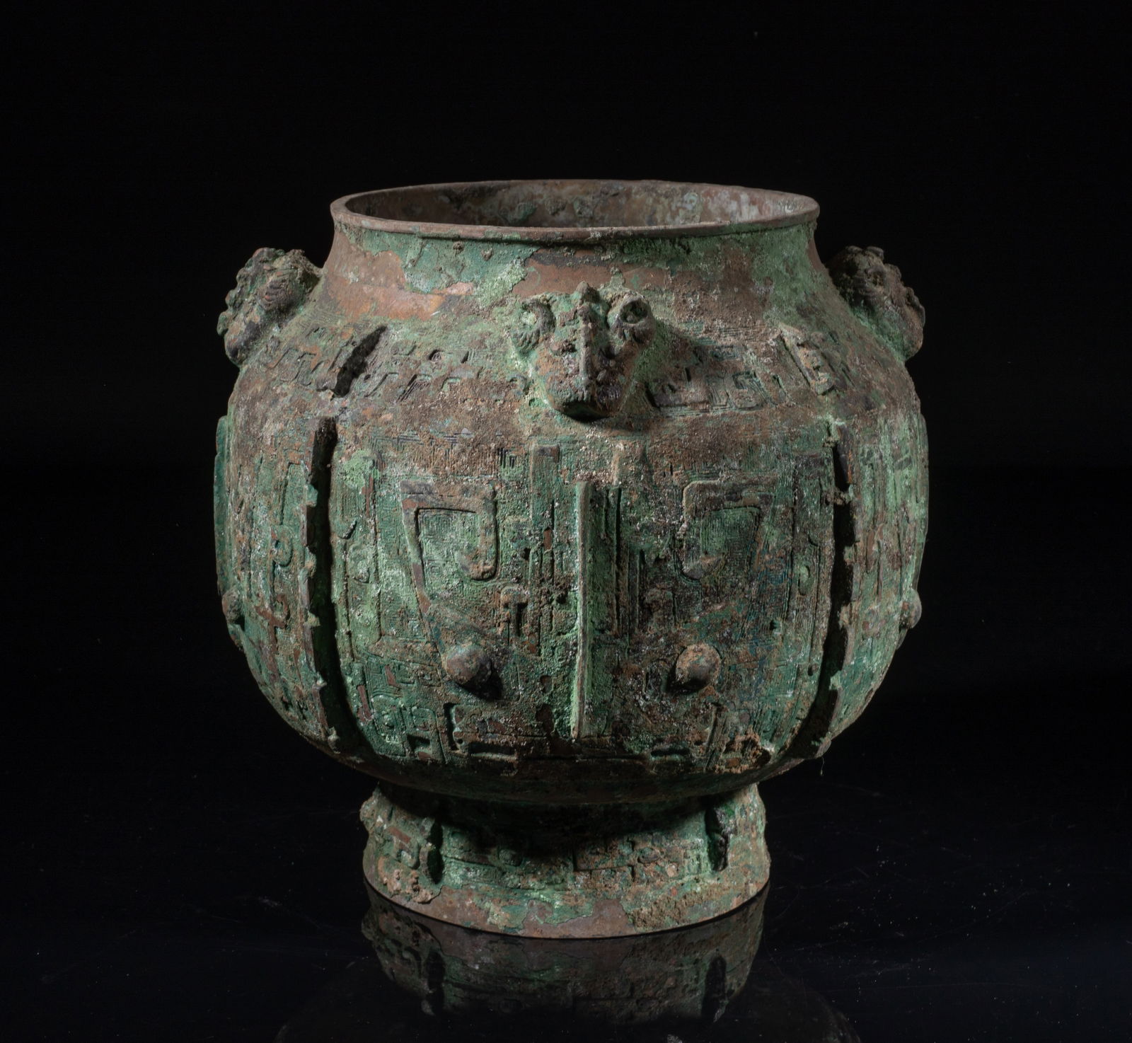 Chinese Bronze Vase (1 of 9)