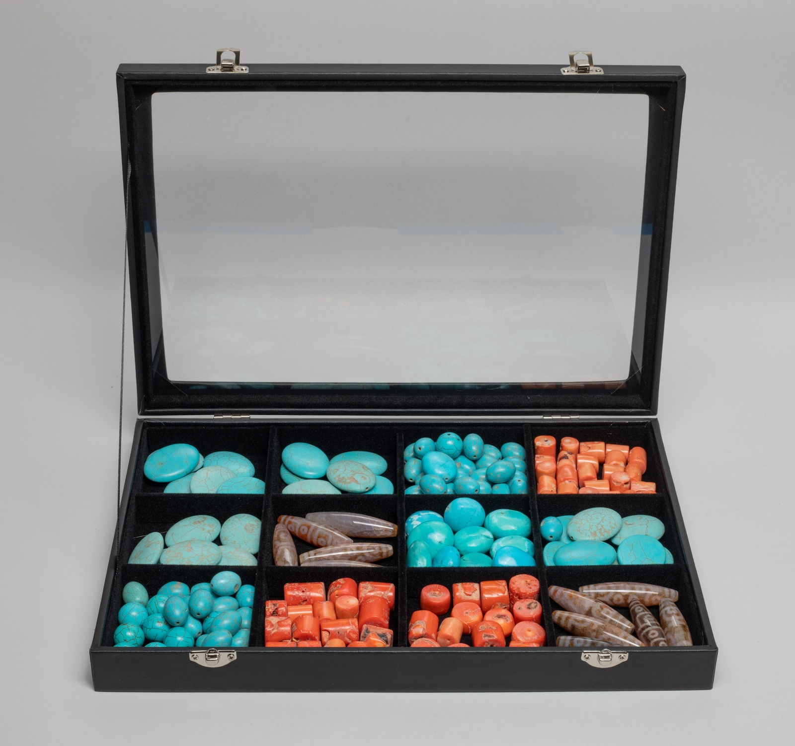 Estate Tibetan Beads, Turquoise Like Pieces (1 of 14)