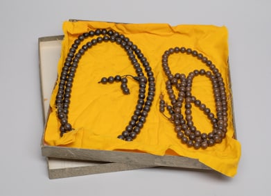 Chinese Export Agarwood Necklaces/ Prayer Beads