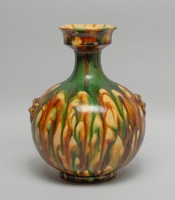 Chinese Sanchai Porcelain Vase