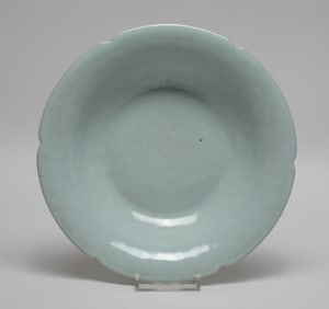 Chinese Guan Type Porcelain Plate