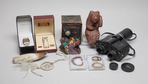 Estate Civil War Belt, Watch & Decors