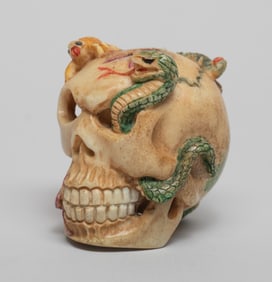 Vintage Japanese Carved Netsuke Skull