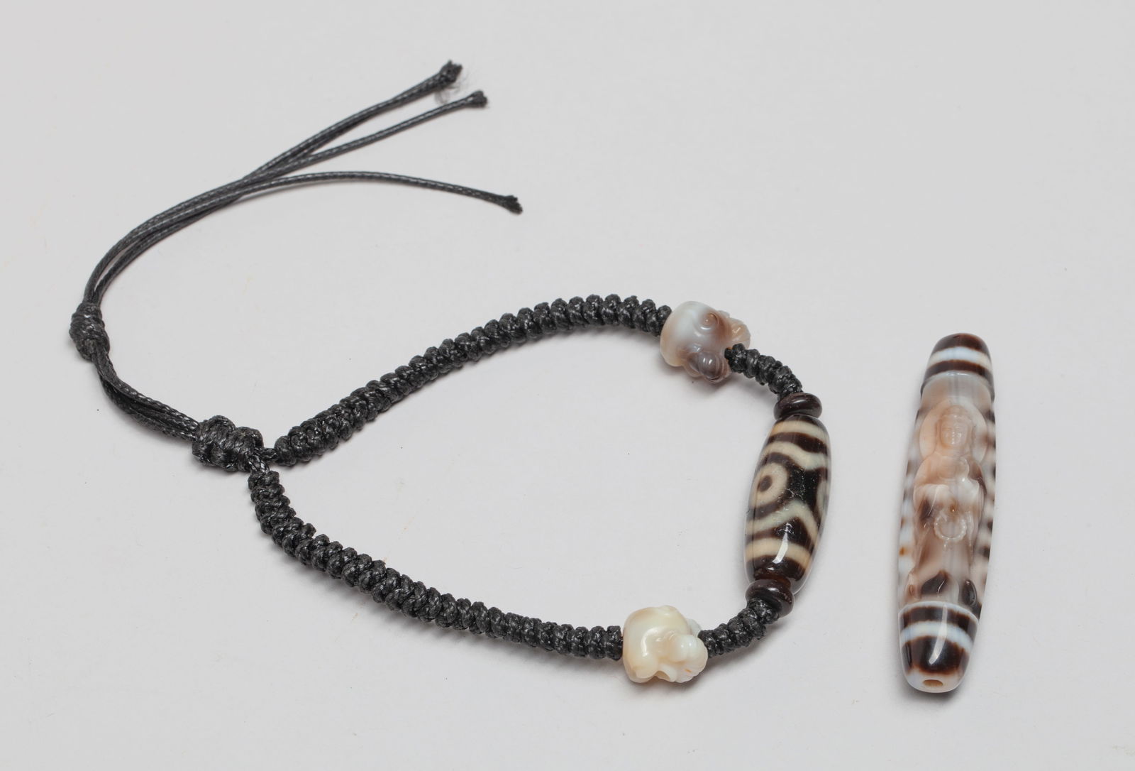 Chinese Dzi Beads Pendant & Prayer Beads (1 of 10)