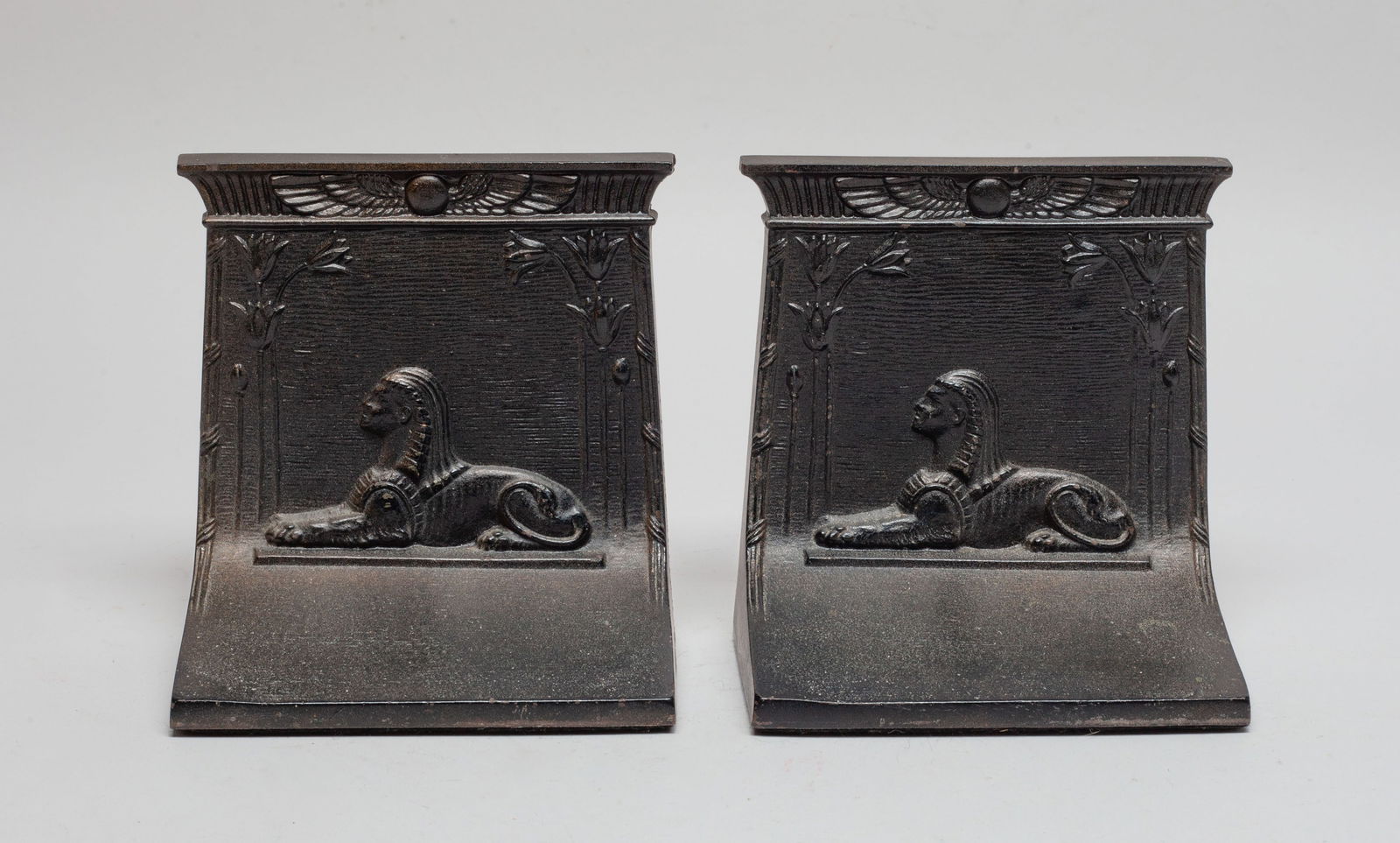 Antique Early 20th Cast Iron Bookends (1 of 8)