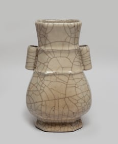 Chinese Ge Ware Porcelain Tall Vase