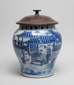 Large Chinese Porcelain Jar w/ Wood Cover