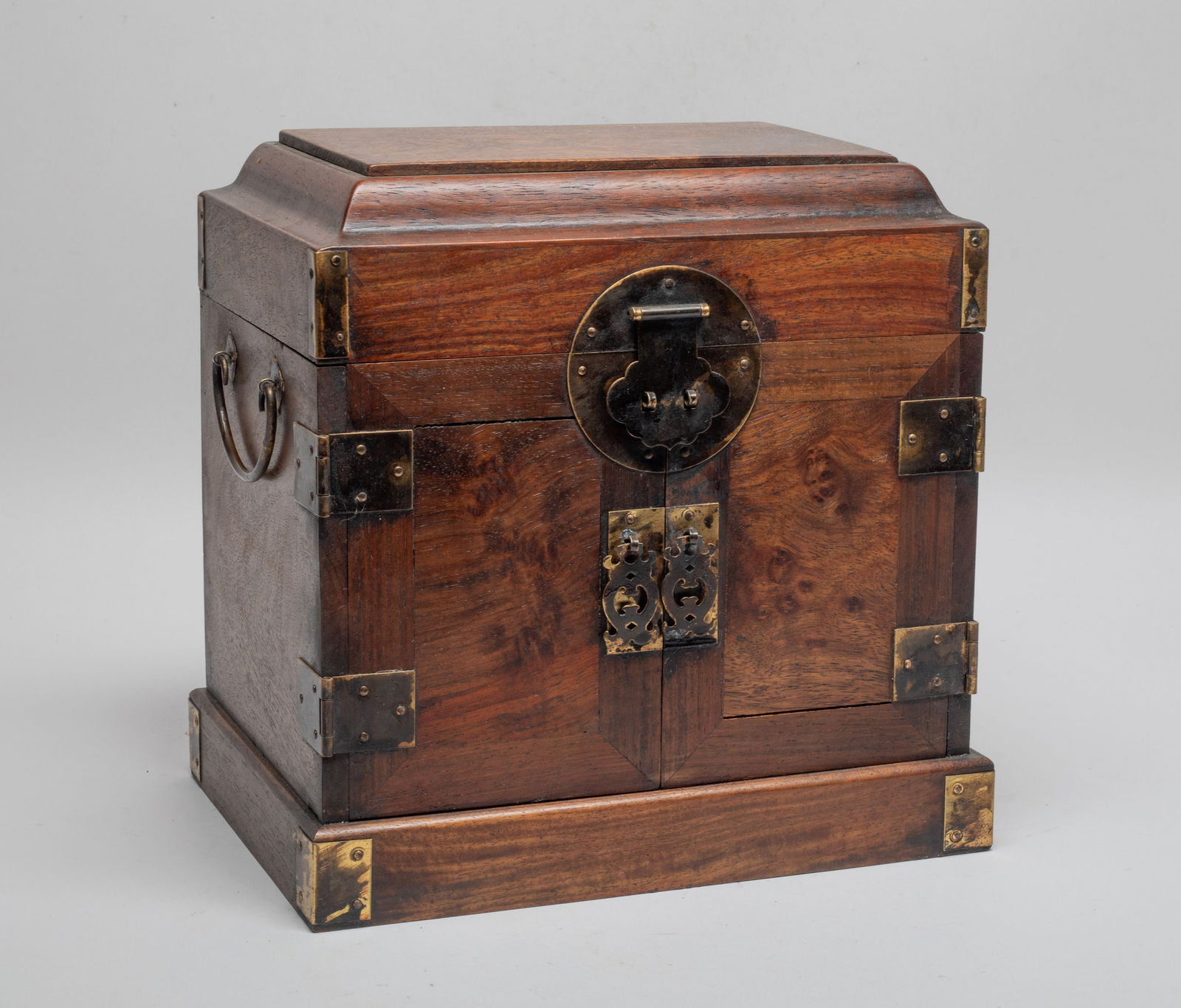 Large Chinese Export Wood Box (1 of 14)