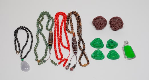 Chinese Toy Nuts, Dzi Beads & Pendants
