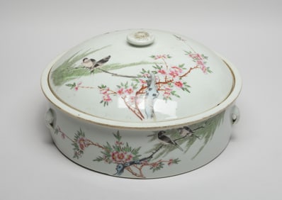 Chinese Famille Rose Porcelain Covered Lg Bowl